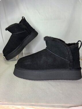 Koolaburra by UGG Koola Ultra Mini Platform Women's Black Boot 10 M